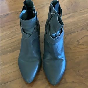 Kenneth Cole Booties